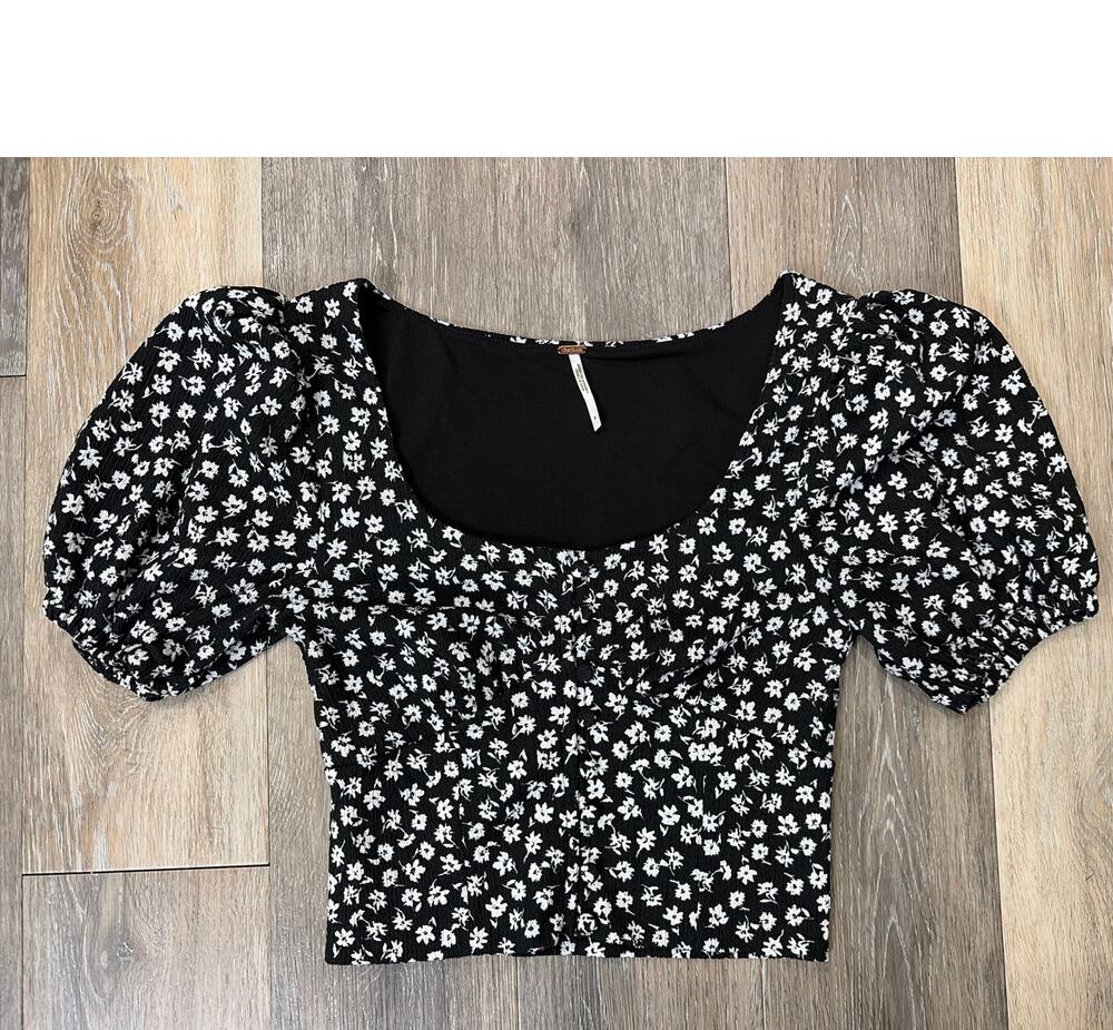 Free People Black White Floral Puff Sleeve Crop Top Womens Small Cottagecore